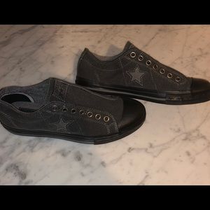 Men’s Converse sneakers